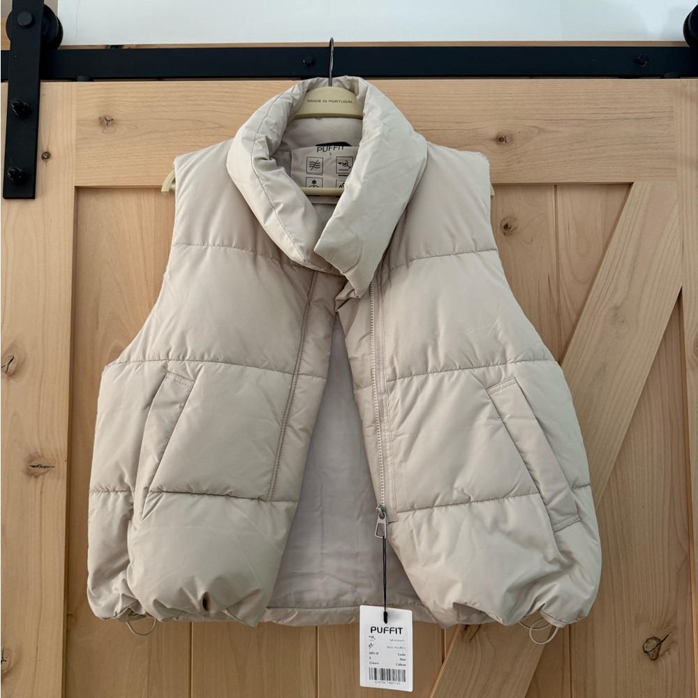 Puffit Vest in Cream - Size Small - NWT